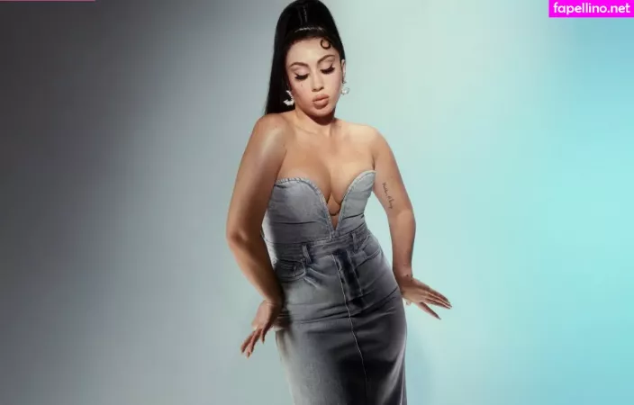 Kali Uchis OnlyFans Thumbnail #GgQ7tLcyEh