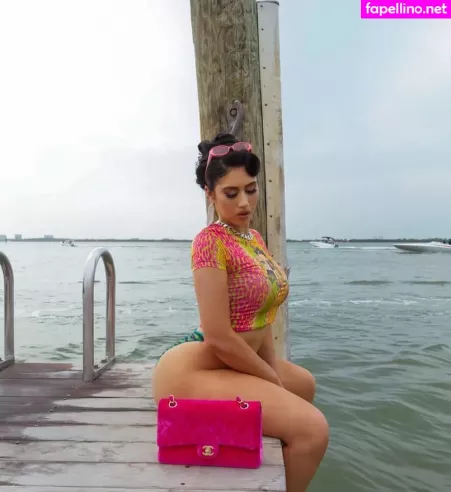 Kali Uchis OnlyFans Thumbnail #vsCbjkkwNR