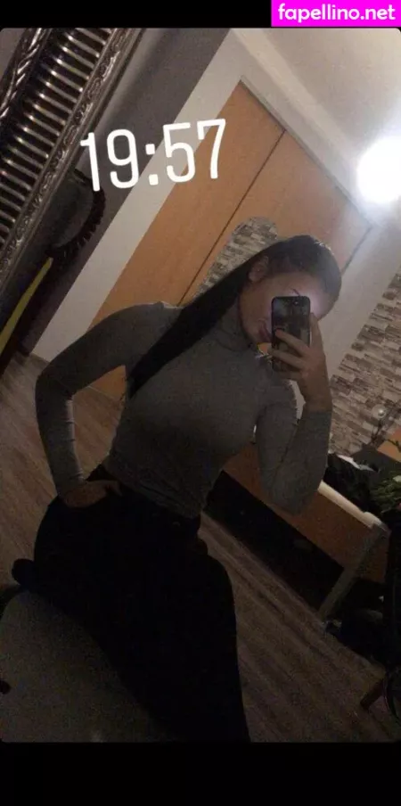 Kalicz Laura OnlyFans Thumbnail #HxGsA5F99N