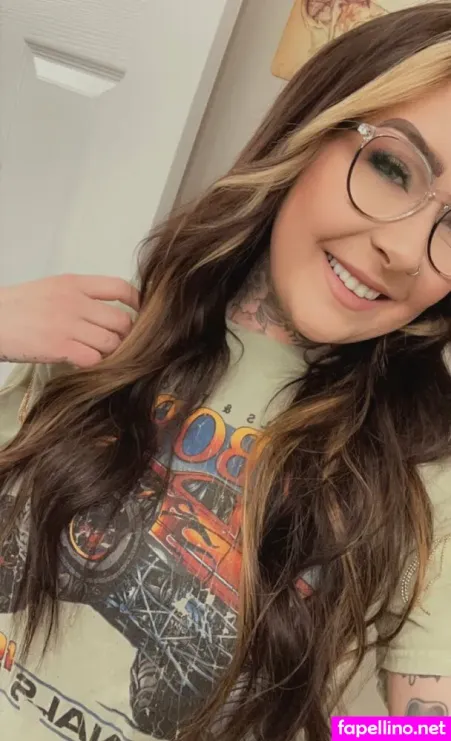 Kalikux OnlyFans Thumbnail #6UnOeWQUOV