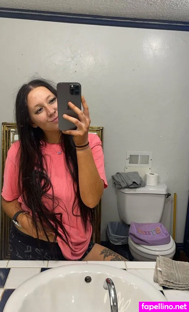 kal.cuttie, kalilynn27 Nude Leaked OnlyFans Photo #2WO9foLbK7