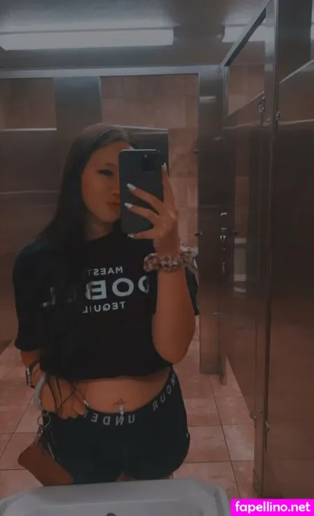 Kalilynn27 OnlyFans Thumbnail #PtH81TNngi