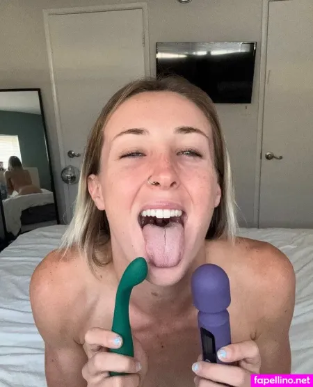 Kalismallzfree OnlyFans Thumbnail #HED6TheQni