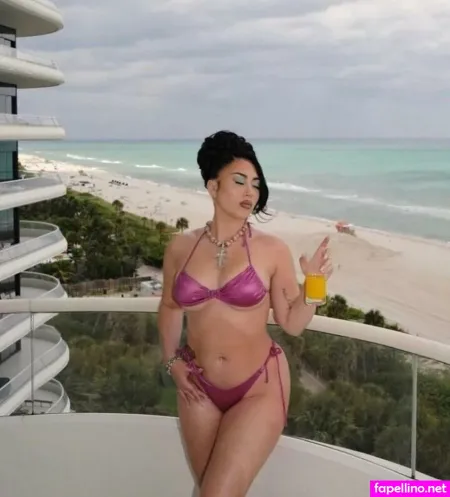 Kaliuchis OnlyFans Thumbnail #y5sDamTlK9