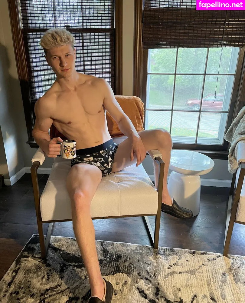 kallen2044 Nude Leaked OnlyFans Photo #04Rt9psq4s