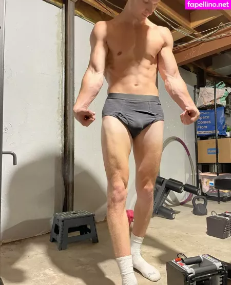 Kallen2044 OnlyFans Thumbnail #UTy3P6rrW0