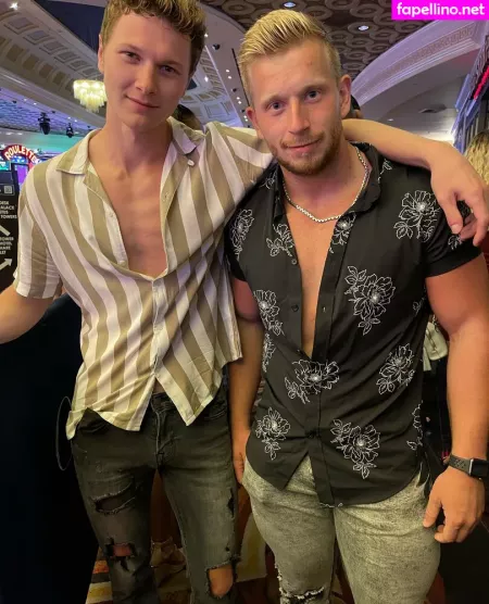 Kallen2044 OnlyFans Thumbnail #h8um9I8l5c