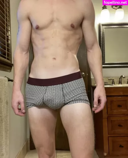 Kallen2044 OnlyFans Thumbnail #y7i2OHTq0o