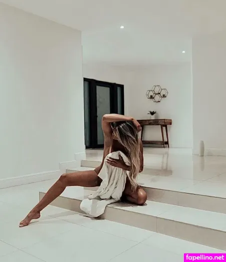 Kalli Locklear OnlyFans Thumbnail #pOIp5ghP7l