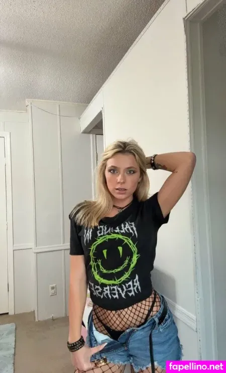 Kallie Lynnn OnlyFans Thumbnail #rlRUgrclzY