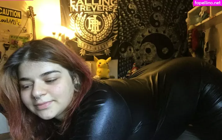 Kallielonewolf17 OnlyFans Thumbnail #o1WMlRVcFH