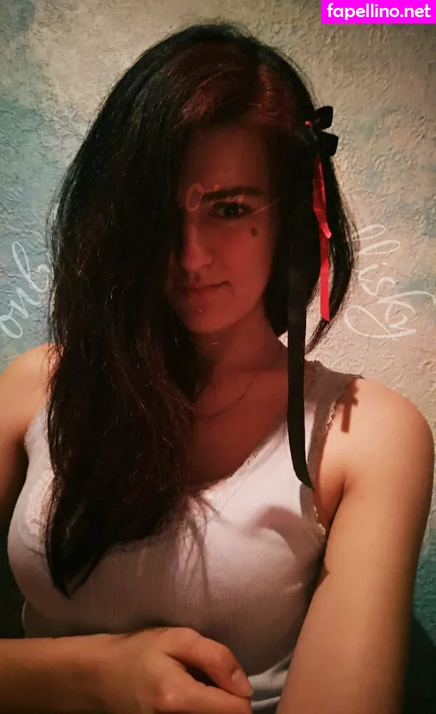 kalliskyfree, karlyfashionart Nude Leaked OnlyFans Photo #4DiprwPh9T