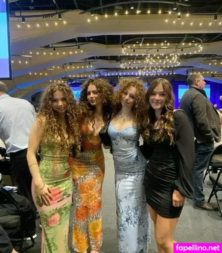 Kalogeras Sisters OnlyFans Thumbnail #aD0B6Wmxkt