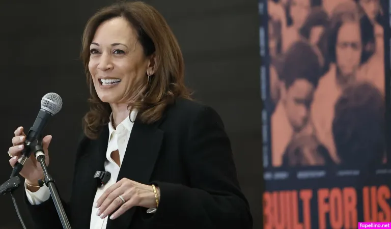 Kamala Harris OnlyFans Thumbnail #Edb8Y2RvwB