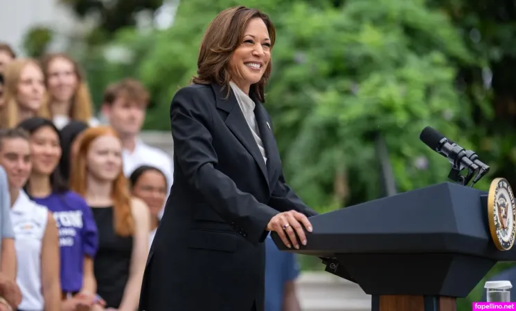 Kamala Harris OnlyFans Thumbnail #Tc8Eetbi8N