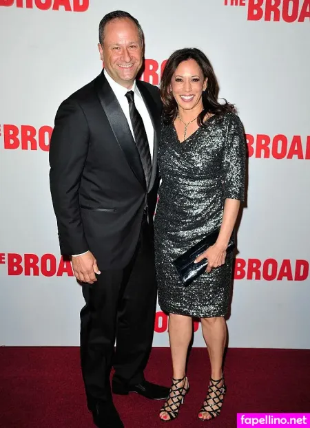 Kamala Harris OnlyFans Thumbnail #fcH9Zf0WWx