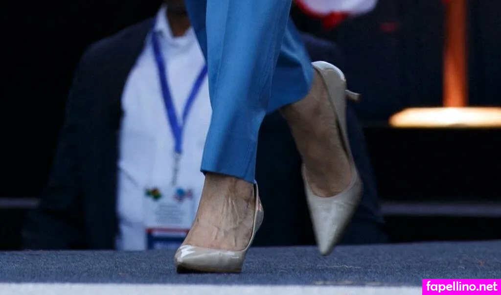 Kamala Harris Nude Leaked OnlyFans Photo #pM06EH8Vqy