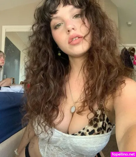 Kambriachaerose OnlyFans Thumbnail #rJdx9MaluJ