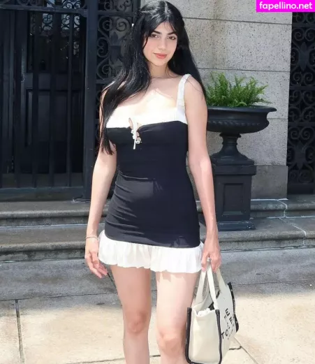 Kamicosplayer 1 OnlyFans Thumbnail #7bEw9kffoE