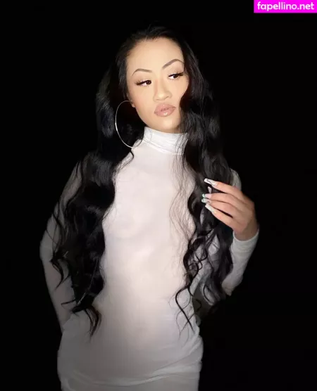 Kamikolin OnlyFans Thumbnail #4d4x4d9GrW