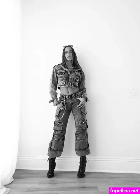 Kamila Davies 1 OnlyFans Thumbnail #1DHWdQj87n