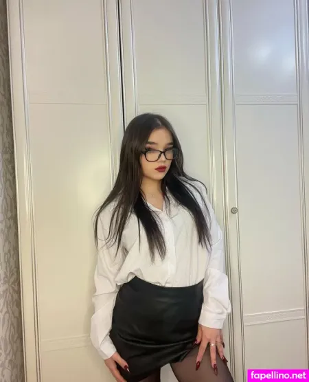 Kamila Heels OnlyFans Thumbnail #RRSnE4iibd