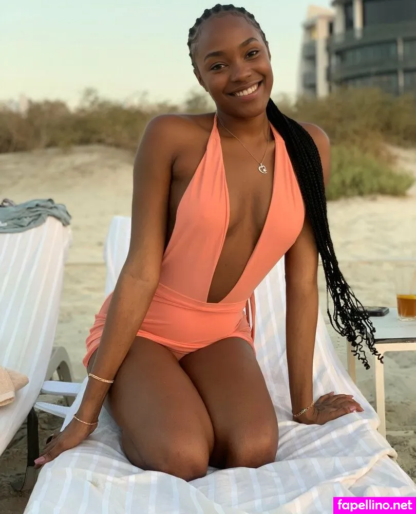 kamilahloves Nude Leaked OnlyFans Photo #Ma9WTohWd4