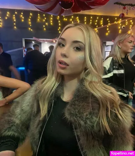 Kamilalenajanicka OnlyFans Thumbnail #Z7EMN0GcEw