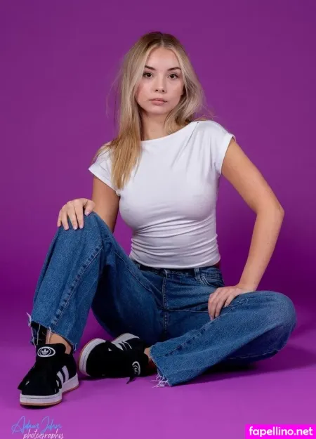 Kamilalenajanicka OnlyFans Thumbnail #ygQJNSnSfn
