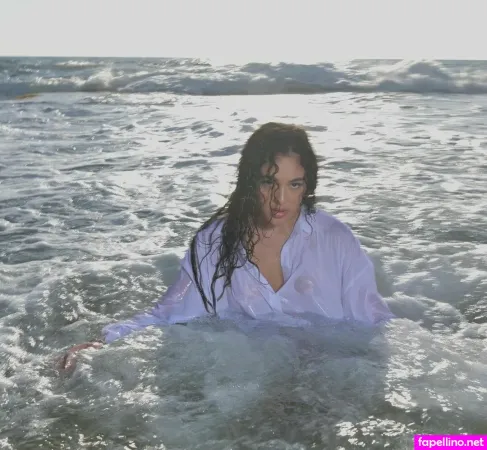 Kamilya Peer Levi OnlyFans Thumbnail #8Zr9vnuOLb