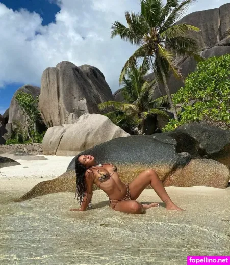 Kamilya Peer Levi OnlyFans Thumbnail #AplhBf1T5S