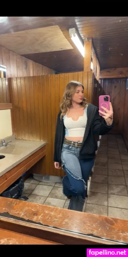 Kamryn Rae Main Profile Photo