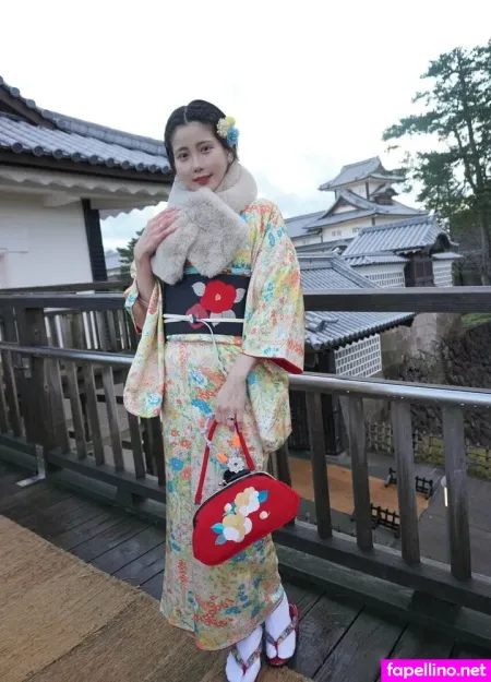 Kanade Omoti OnlyFans Thumbnail #TWixVX5JU0