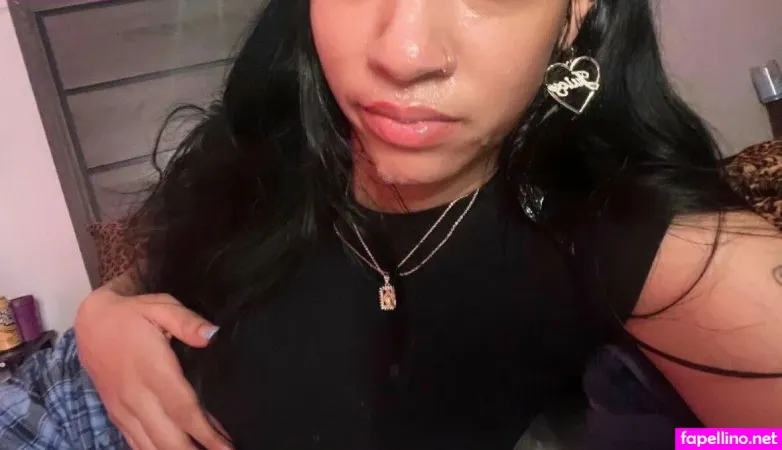 Kandy Girl Main Profile Photo