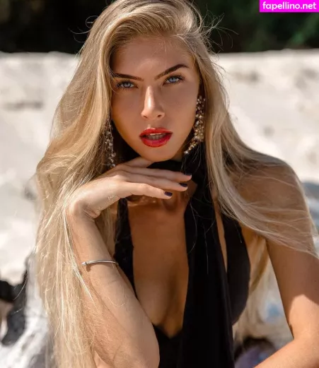 Kapitolin Franc OnlyFans Thumbnail #YNtfsT0p2V