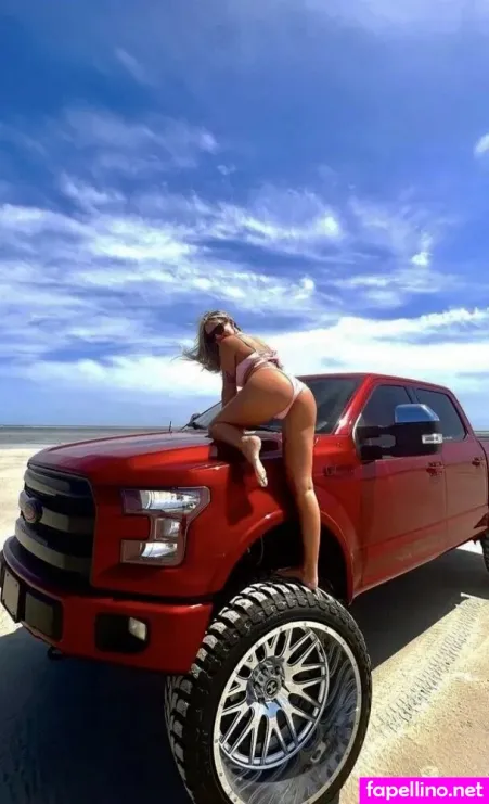 Kara C OnlyFans Thumbnail #iC2myF4ug5