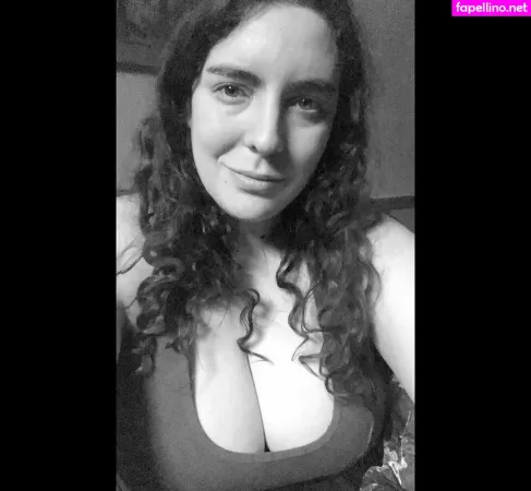 Kara Greene OnlyFans Thumbnail #lawmQ05vTg