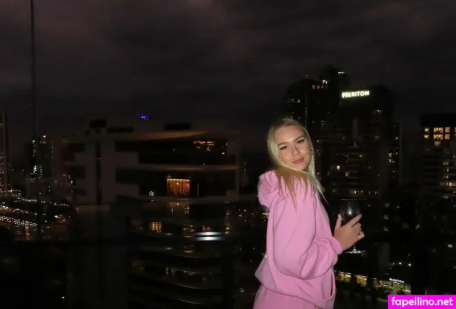 Kara Mia Van Pletzen OnlyFans Thumbnail #KzkphAJTmh