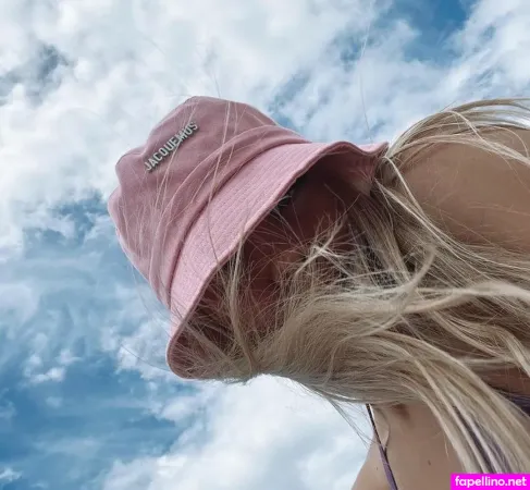 Kara Mia Van Pletzen OnlyFans Thumbnail #rwEWYxZVoO