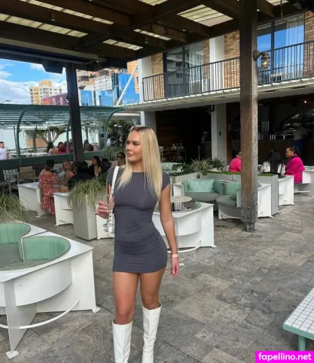 Kara Mia Van Pletzen OnlyFans Thumbnail #yq4zbLGbZ7