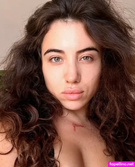 Kara Xaen 1 OnlyFans Thumbnail #yK2nkZlyjl