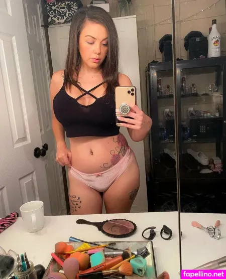 Karahtxhotwife OnlyFans Thumbnail #EmzzwoBJqD