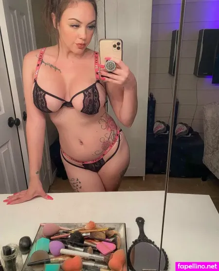 Karahtxhotwife OnlyFans Thumbnail #F9COCqQjd4
