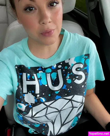 Karahtxhotwife OnlyFans Thumbnail #cBbXsPx7mH