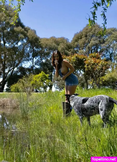 Karajlee 1 OnlyFans Thumbnail #EEBqjVltmq