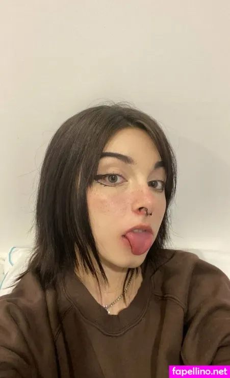 Karalove21g OnlyFans Thumbnail #EXHr2HLfH0