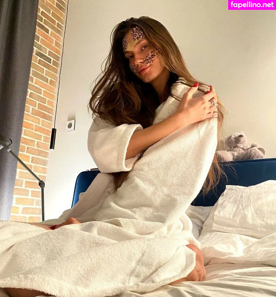 karamelka_kat, karamelka_katt_ Nude Leaked OnlyFans Photo #7uh0SLJ04a