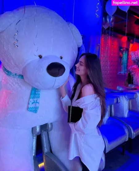 Karamelka Katvip OnlyFans Thumbnail #m0nmoRMvUf