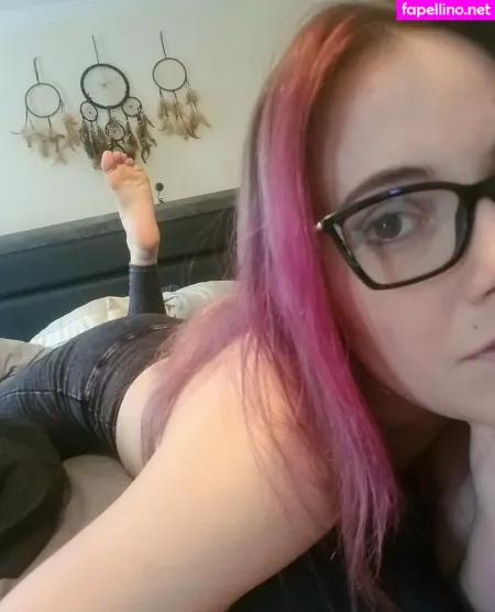 Karasfreefeet OnlyFans Thumbnail #f1VLCSdvsT