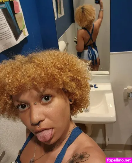 Karathikkie2 OnlyFans Thumbnail #HHBXOmx53l